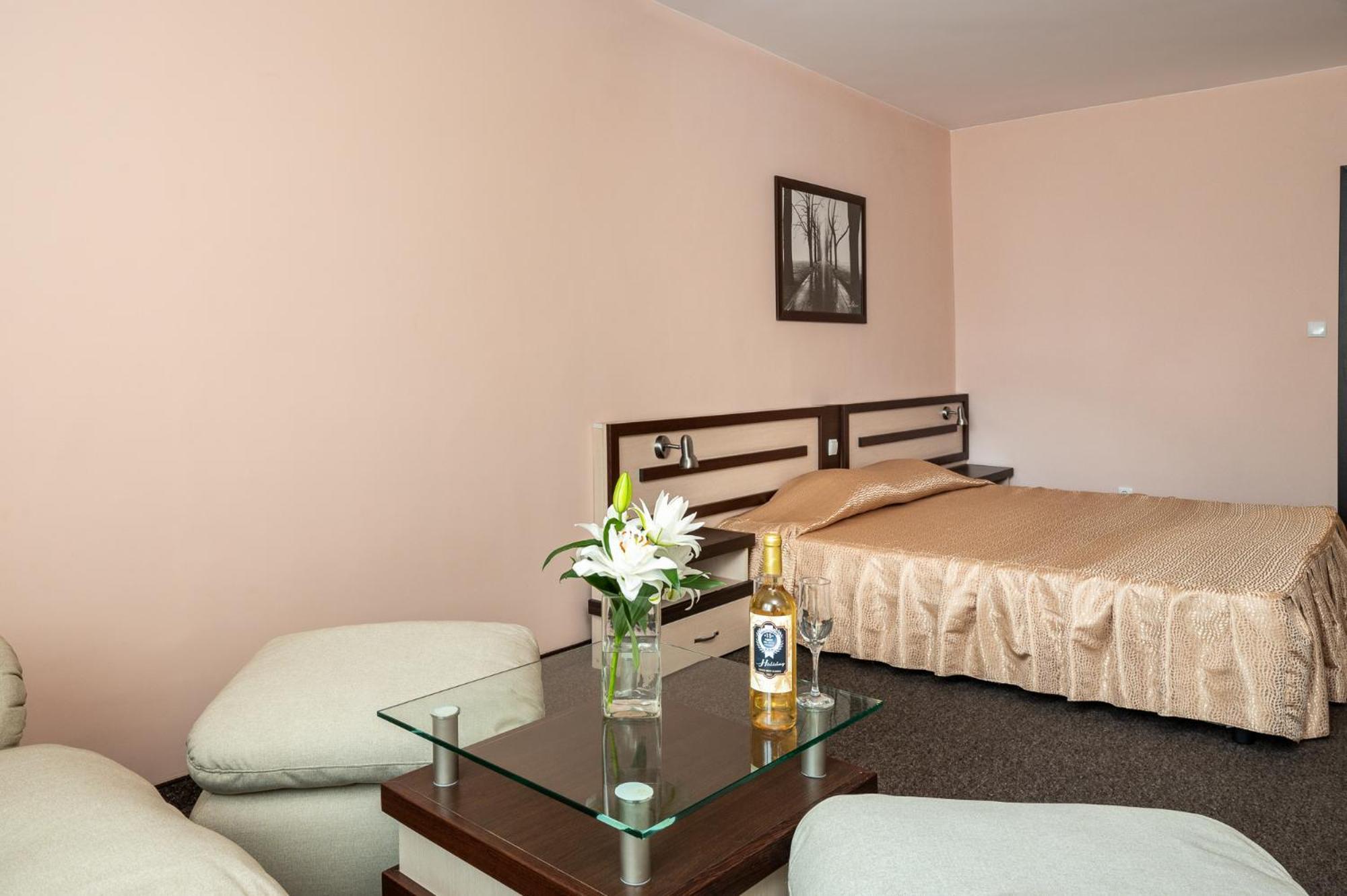 Spa Hotel Holiday Velingrad Buitenkant foto