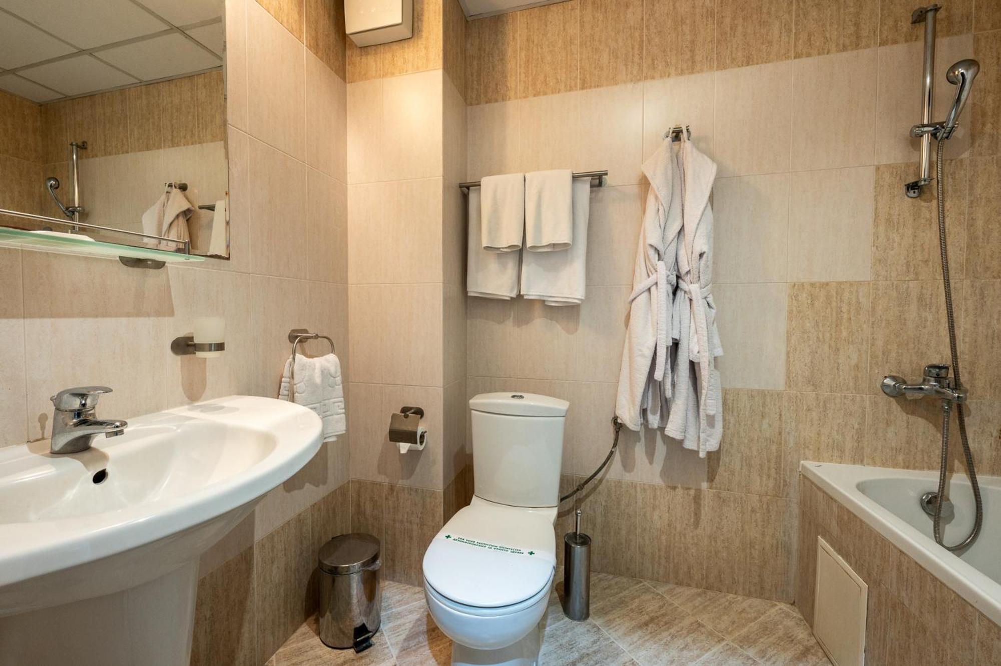 Spa Hotel Holiday Velingrad Buitenkant foto