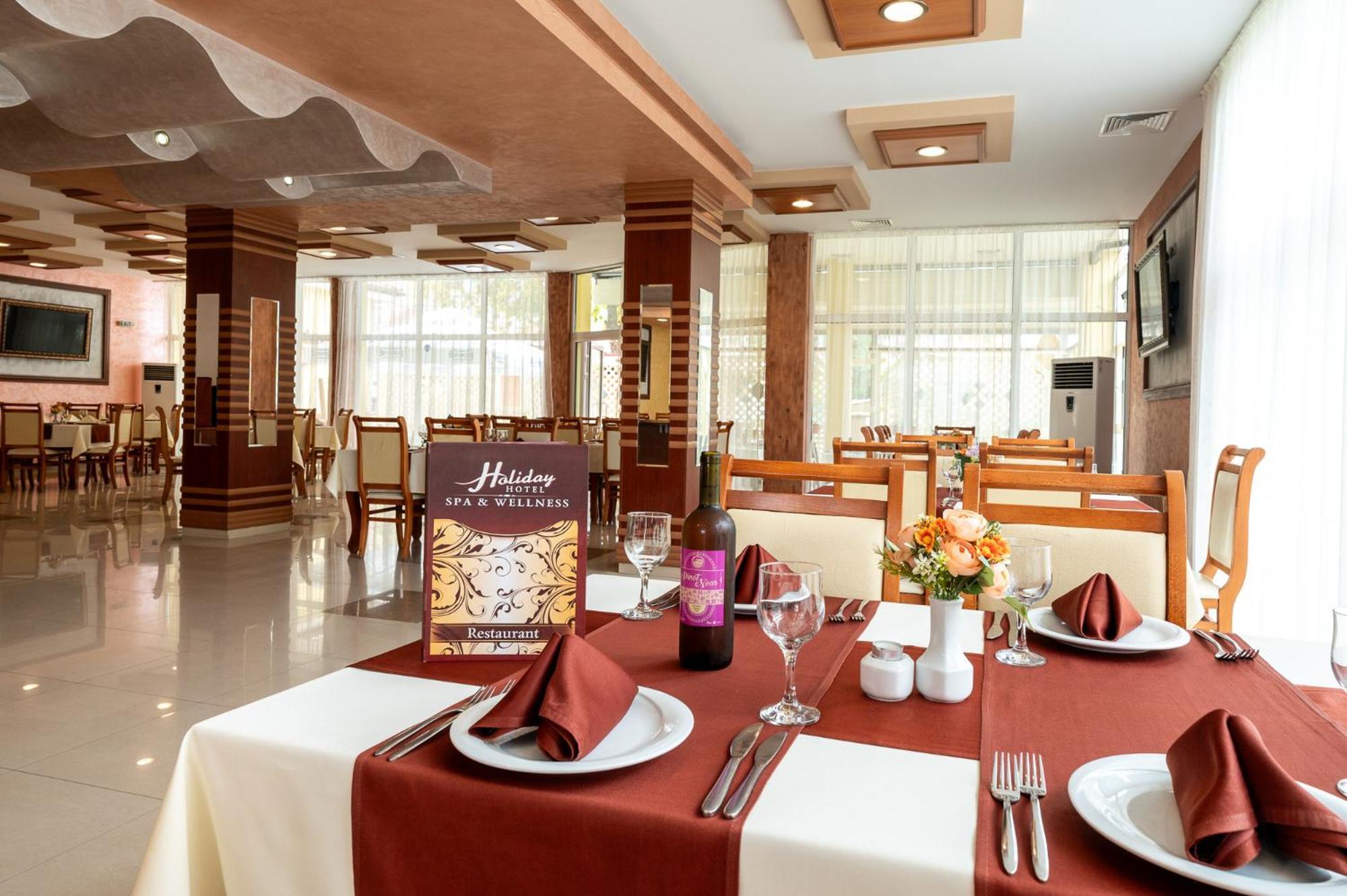 Spa Hotel Holiday Velingrad Buitenkant foto